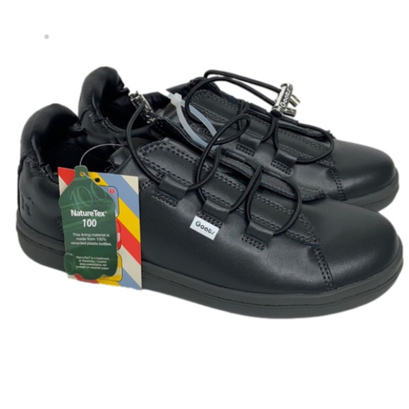 COSMO Kids Black Leather Sneakers US 2 NWT - Picture 1 of 16